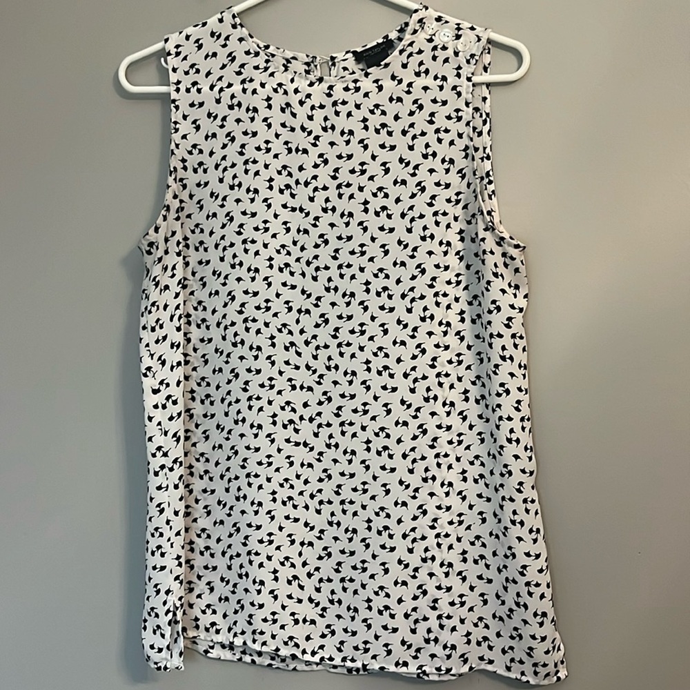 Ann Taylor Factory Black and White Sleeveless Blouse Size S